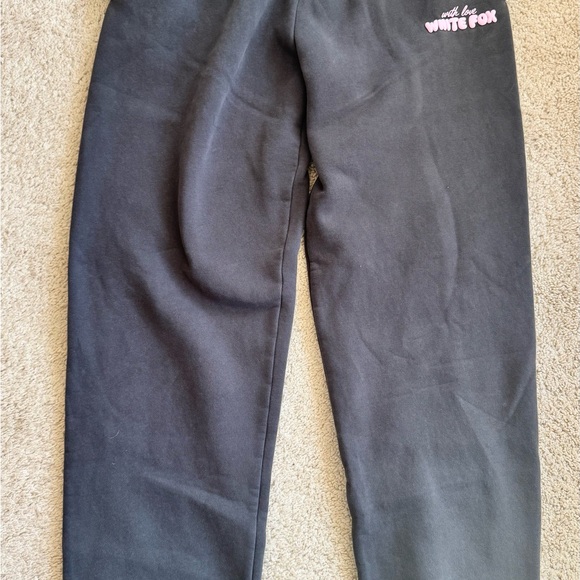 White Fox Boutique Dark Gray Women’s Size Small Sweatpants - Picture 4 of 14